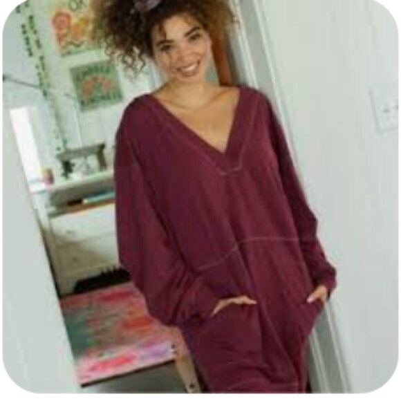 NATURAL LIFE Dresses & Skirts - NATURAL LIFE Oversized Long Sleeve Fuschia Pink T-Shirt Mini Dress